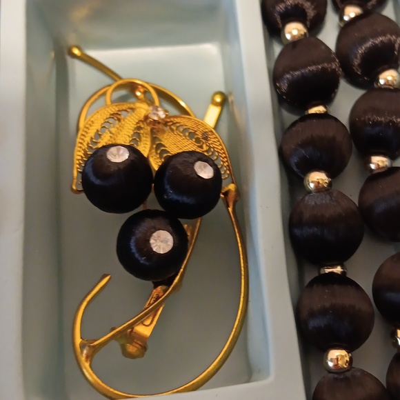 Vintage necklace earrings and pin set New - Picture 3 of 5